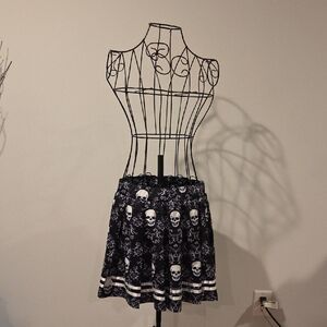 Black Skull Print Circle Skirt - Women's Gothic Skater